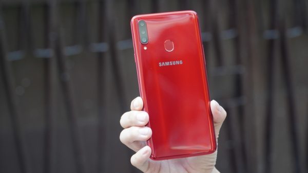 samsung galaxy a20s top 10 smartphone tốt nhất đáng mua nhất